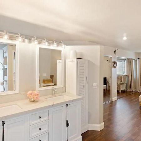 Elegant Beach Living, Just Blocks To The Sand Huntington Beach Exterior foto